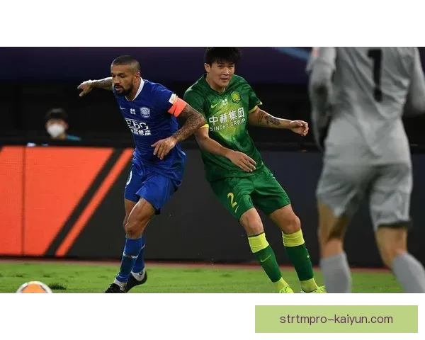 拜仁防守体系表现稳健，近期状态回暖助力球队争冠。